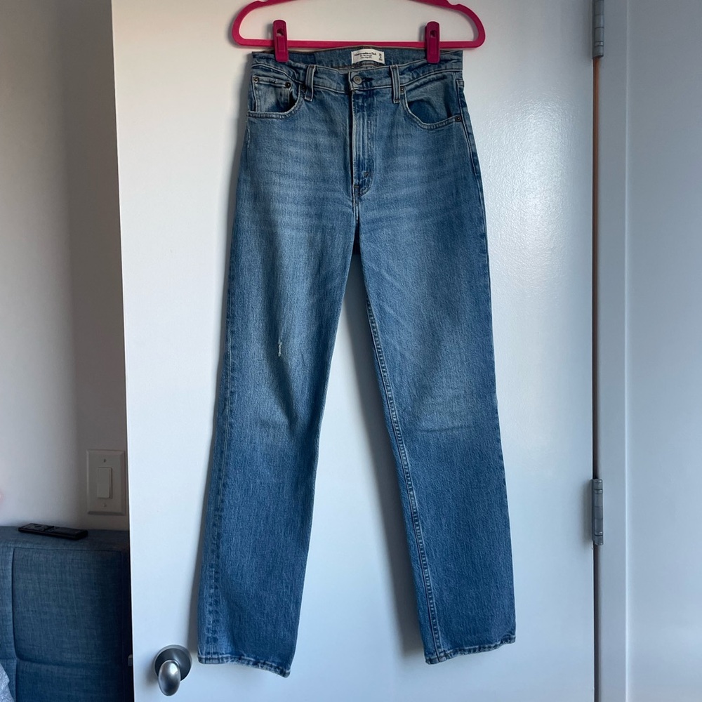 Abercrombie 90s straight leg
